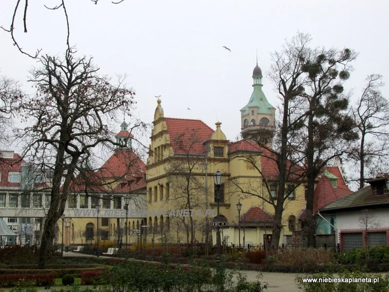 Sopot widok na szpital i latarnię morską